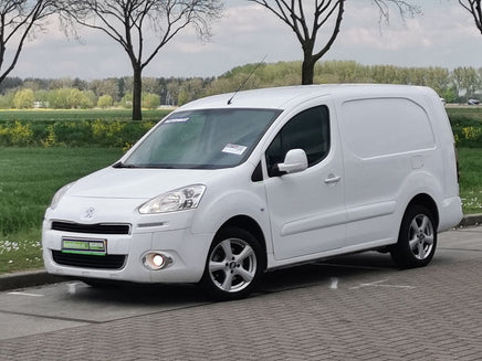 Peugeot Partner L2 2018-ON ply lining kit